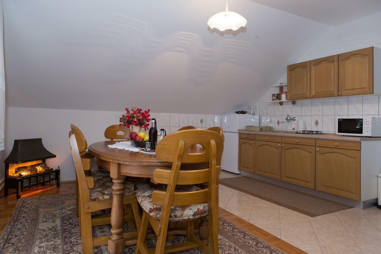 Apartman Dubravcic Daire Otočac Dış mekan fotoğraf